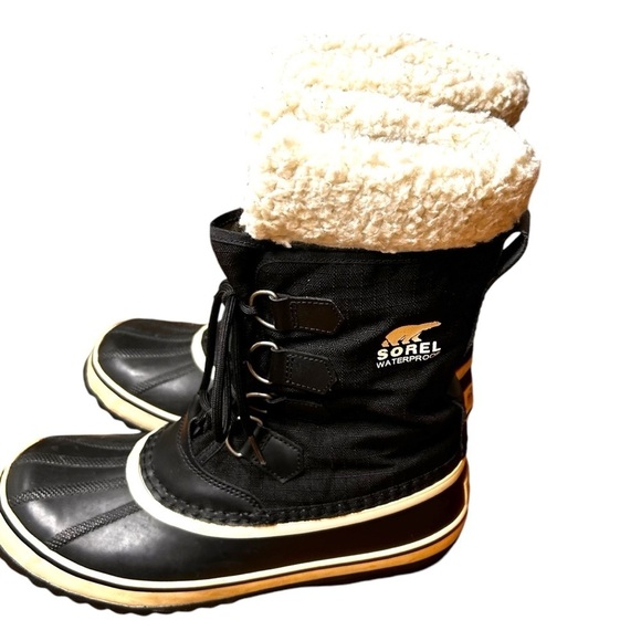 Sorel Women's Carnival Waterproof Winter Boot- Size 9 - Picture 5 of 9